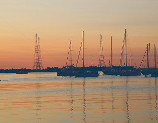 boats-in-harbor-1