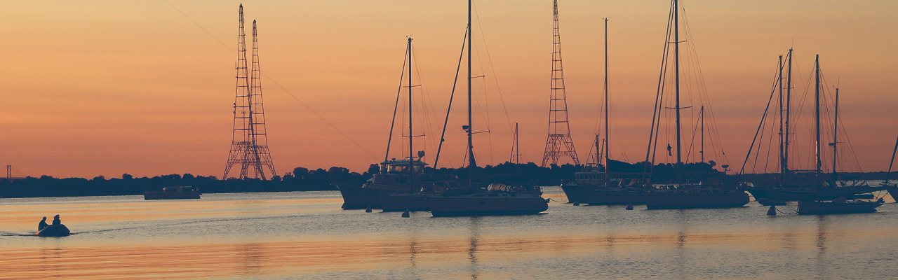 boats-in-harbor