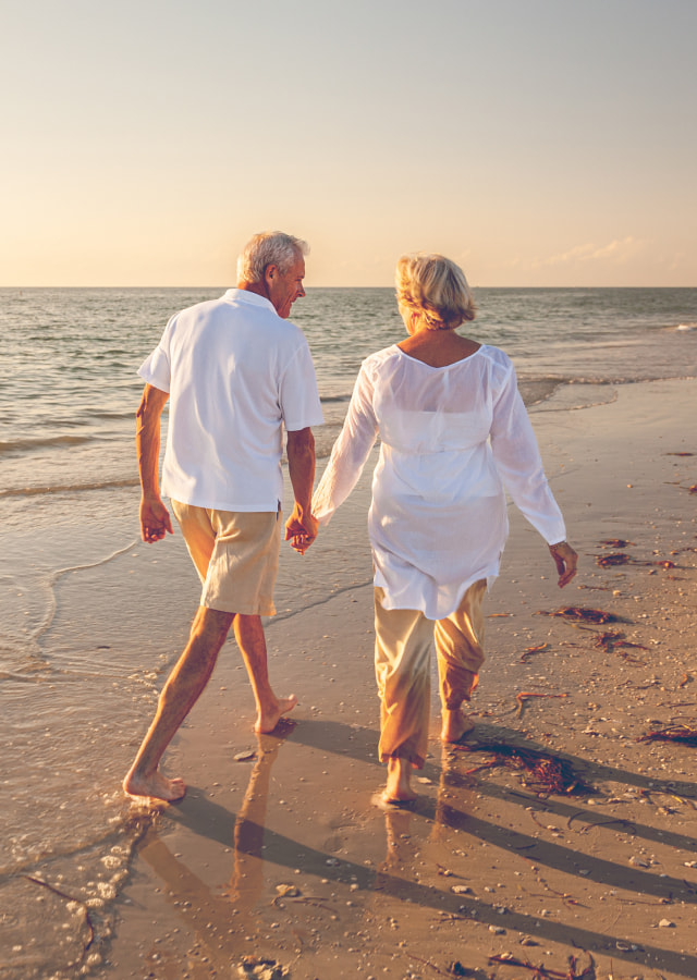 beach-couple